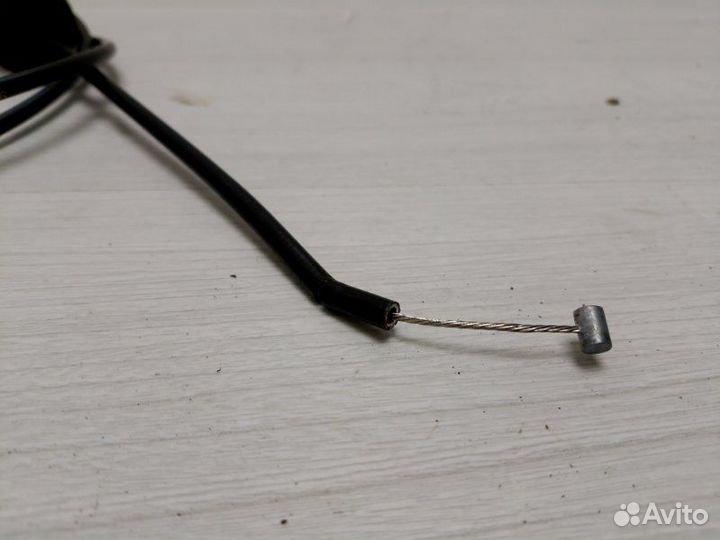 Трос замка капота Land Rover Range Rover L322