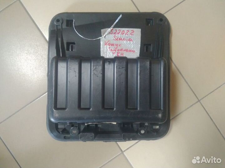 Scania 6 G-Serie Кожух ступеньки кабины правый