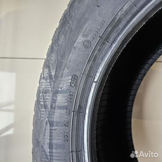 Formula Ice 215/65 R16