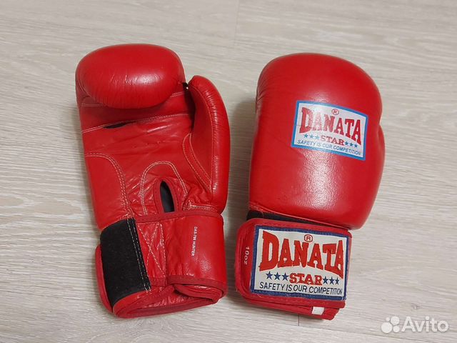 Боксерские перчатки 10oz danata кожа