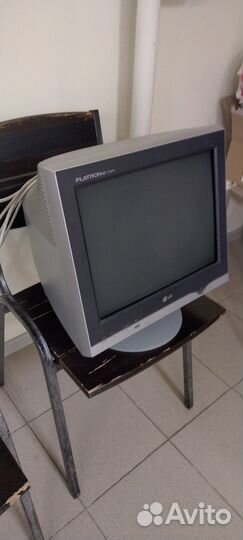 Монитор LG 17