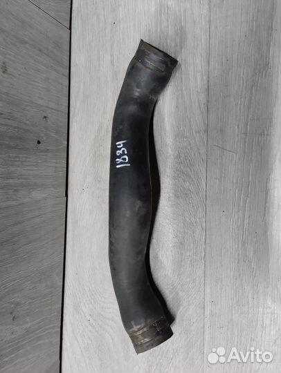 Патрубок радиатора Volkswagen Sharan