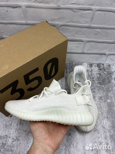 Кроссовки Adidas Yeezy Boost 350 v2 Triple White