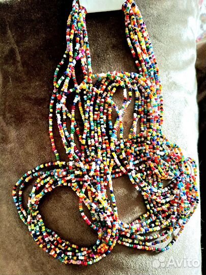 Бусы из мелкого бисера