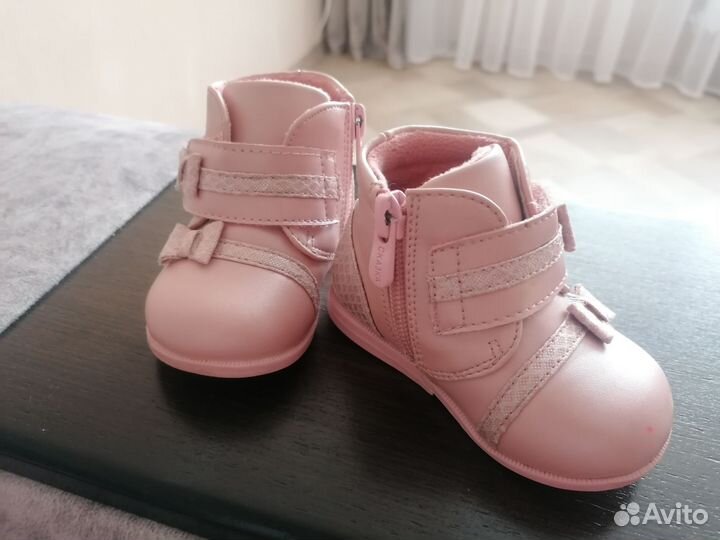 Ботинки демисезонные для девочки 19 размер