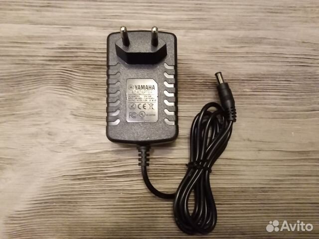 Блок питания Yamaha PA-150B (12V 1500mA)