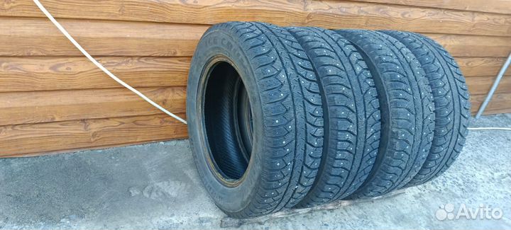 Bridgestone Ice Cruiser 7000 175/65 R14