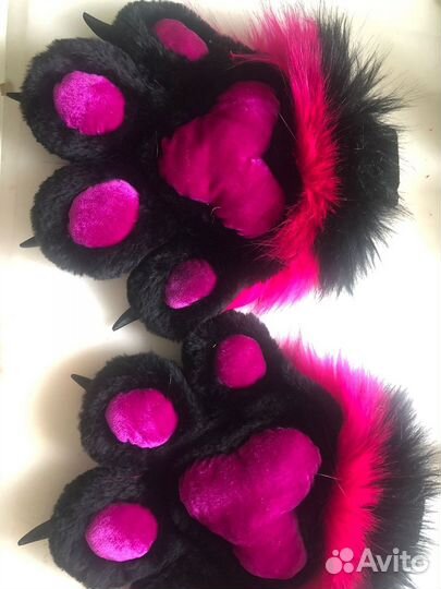 Фурсьют Кошка Фури с лапками