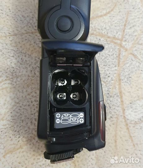 Вспышка Yongnuo Speedlite YN560 III