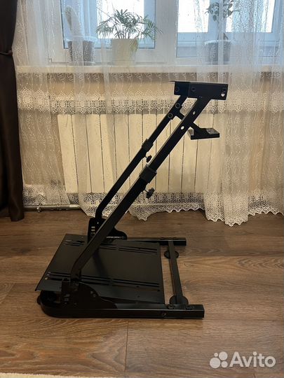 Стойка для руля