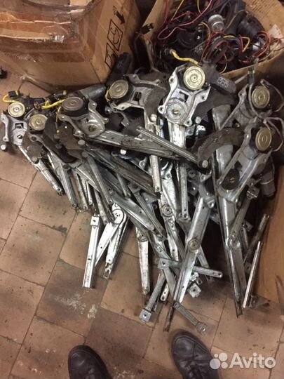 Jeep Grand Cherokee 92-98 стеклоподъемник б.у