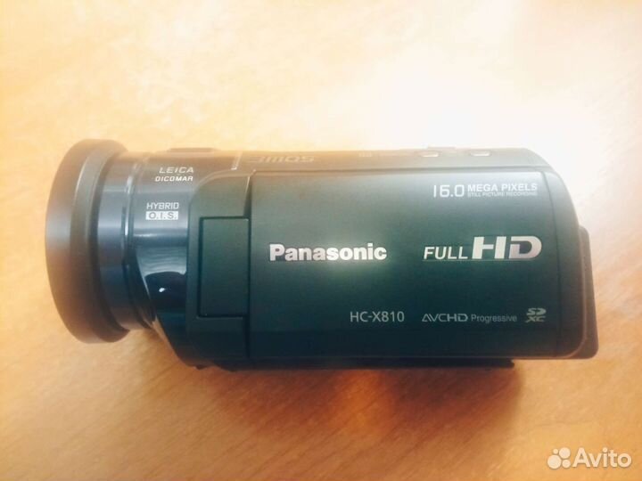 Panasonic HC-X810