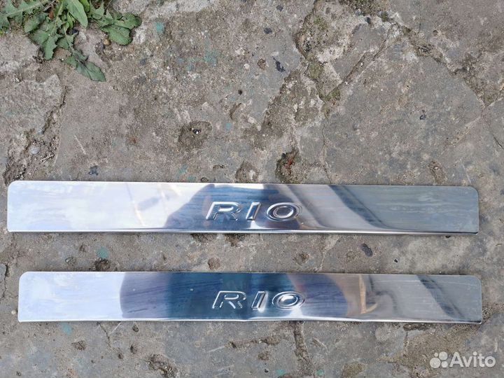 Накладки на пороги KIA RIO 3