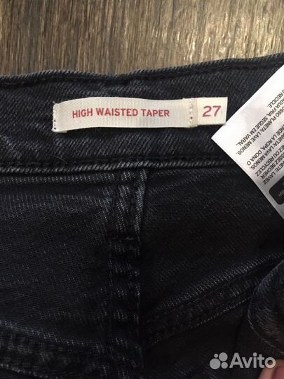 Джинсы Levis