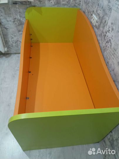 Детская кровать от 3 лет с бортиками