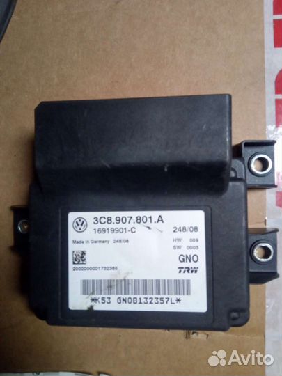 Блок управления ручника Vw Passat B6