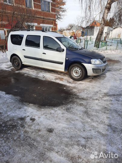 LADA Largus 1.6 МТ, 2019, битый, 350 000 км