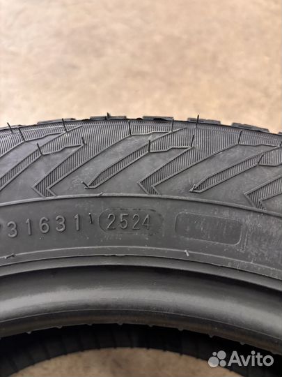 Ikon Tyres Nordman 8 185/65 R15 92T