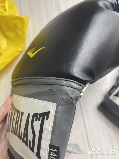 Боксерские перчатки everlast