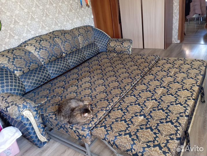 Диван раскладной большой