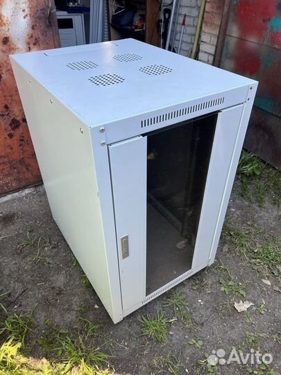 Коммутационный шкаф 18u