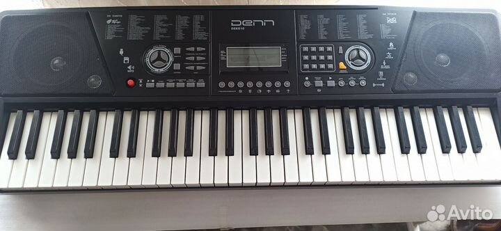 Синтезатор Denn