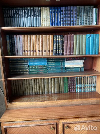 Книги отдам