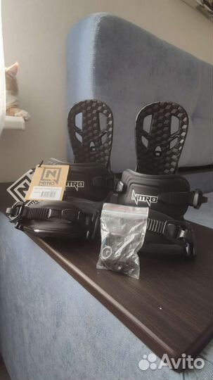 Крепления для сноуборда Nitro