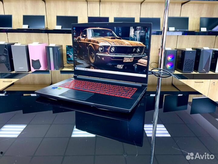 Игровой MSI 15.6