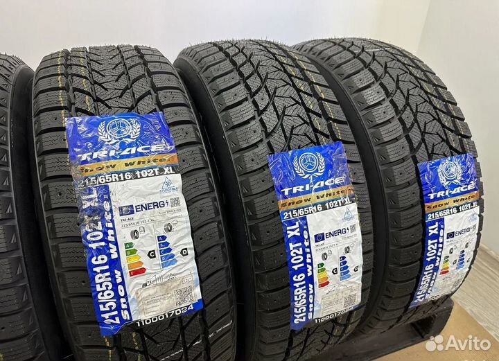 Tri Ace Snow White II 215/65 R16 31T