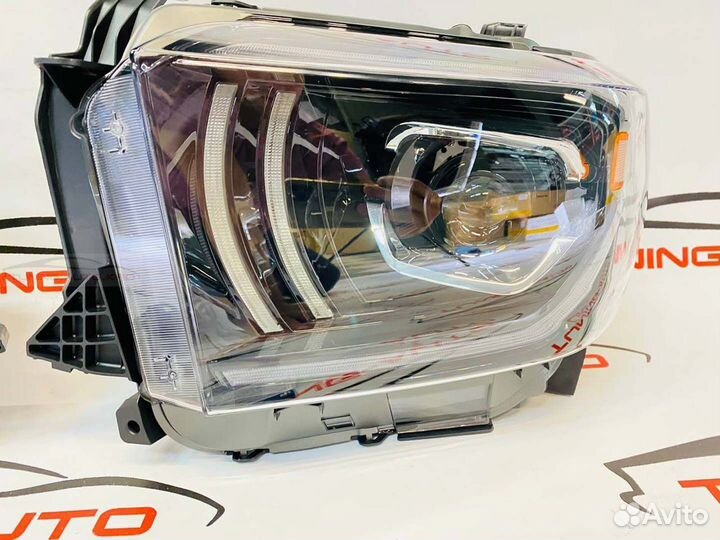 Фары Toyota Tundra LED V5146
