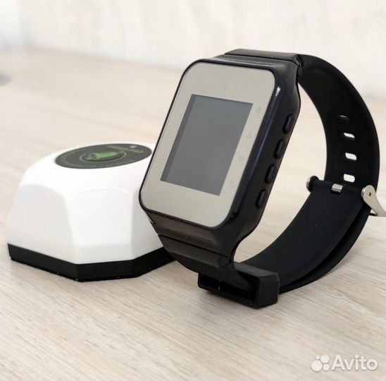 Часы официанту для вызова повором на кухню