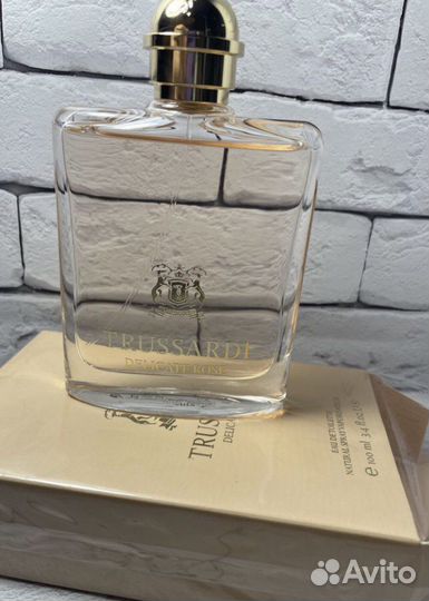 Trussardi delicate rose духи женские