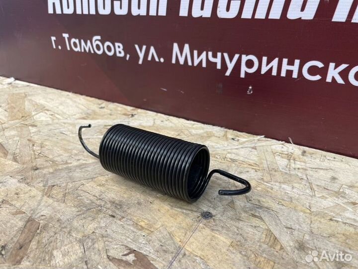 Пружина крышки багажника Renault Logan