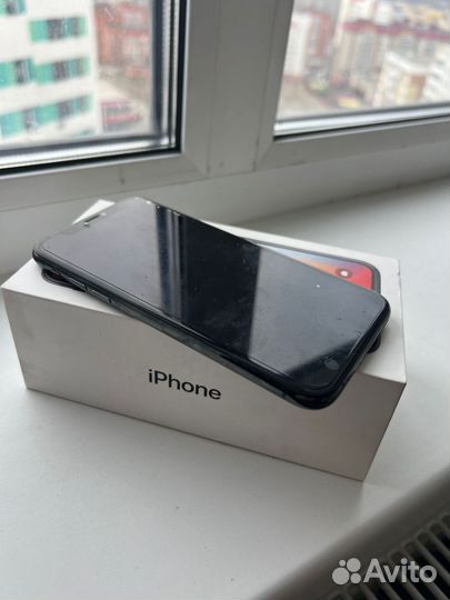 iPhone X, 256 ГБ