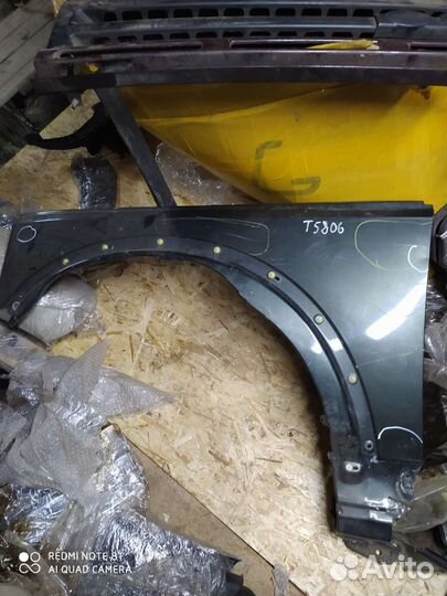 Крыло левое land rover discovery 3
