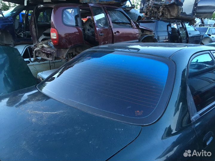 Заднее Стекло на киа Спектра