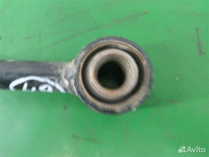 Рычаг подвески задний правый Nissan Fuga GY50