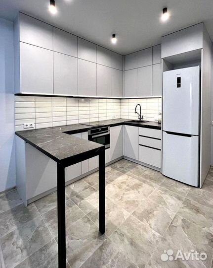 Кухонный гарнитур в стиле минимализм