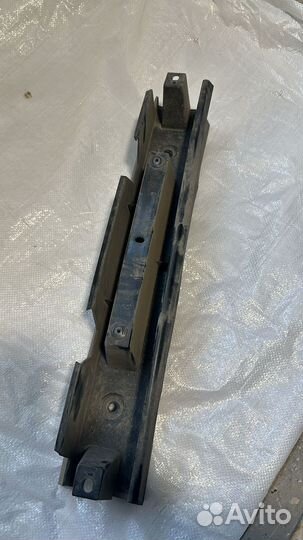 Усилитель переднего бампера LADA Веста