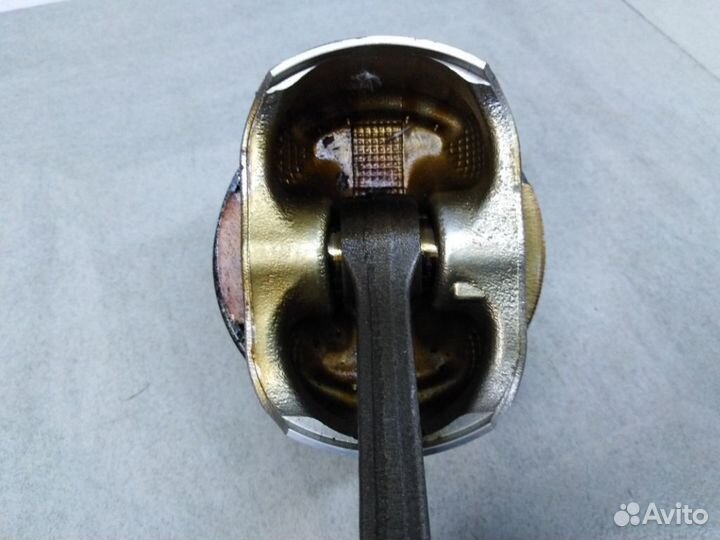 Поршень с шатуном L5Y311SA0