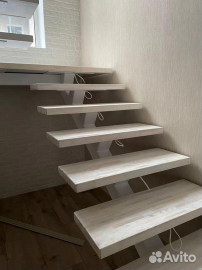 Лестница на металлокаркасе