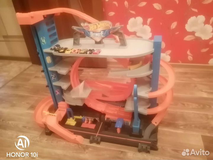 Хотвилс парковка