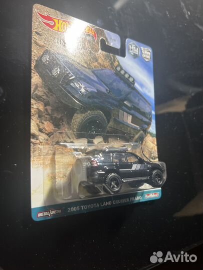 Hot wheels premium land cruiser chase