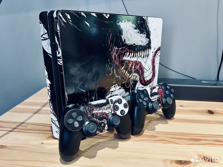 Ps4 slim Venum edition / 2 геймпада / игры