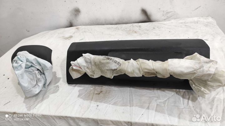 Подушка безопасности srs взорванная Renault Arkana