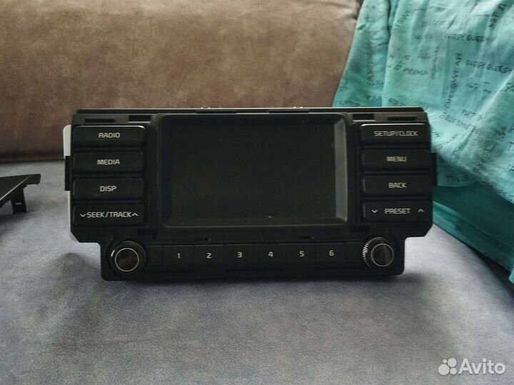 Штатная магнитола на kia rio 4