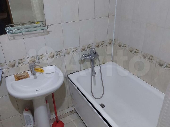 Комната 20 м² в 3-к., 3/9 эт.