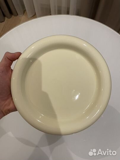 Круглая керамическая обеденная тарелка