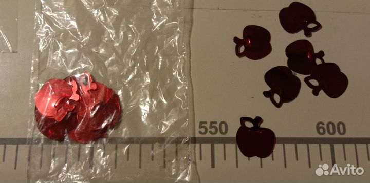 2 Для рукоделия пайетки пришивные